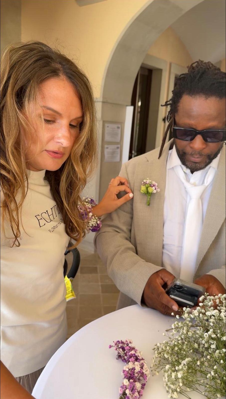Katharina Lütkepicht mit Mola Adebisi auf der Hochzeit von Peggy Jerofke und Steff Jerkel auf Mallorca